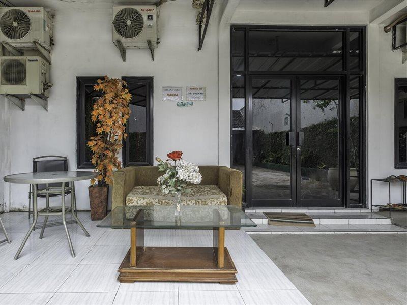 Oyo Life 2391 Baladewa Residence Syariah Karawang Zewnętrze zdjęcie