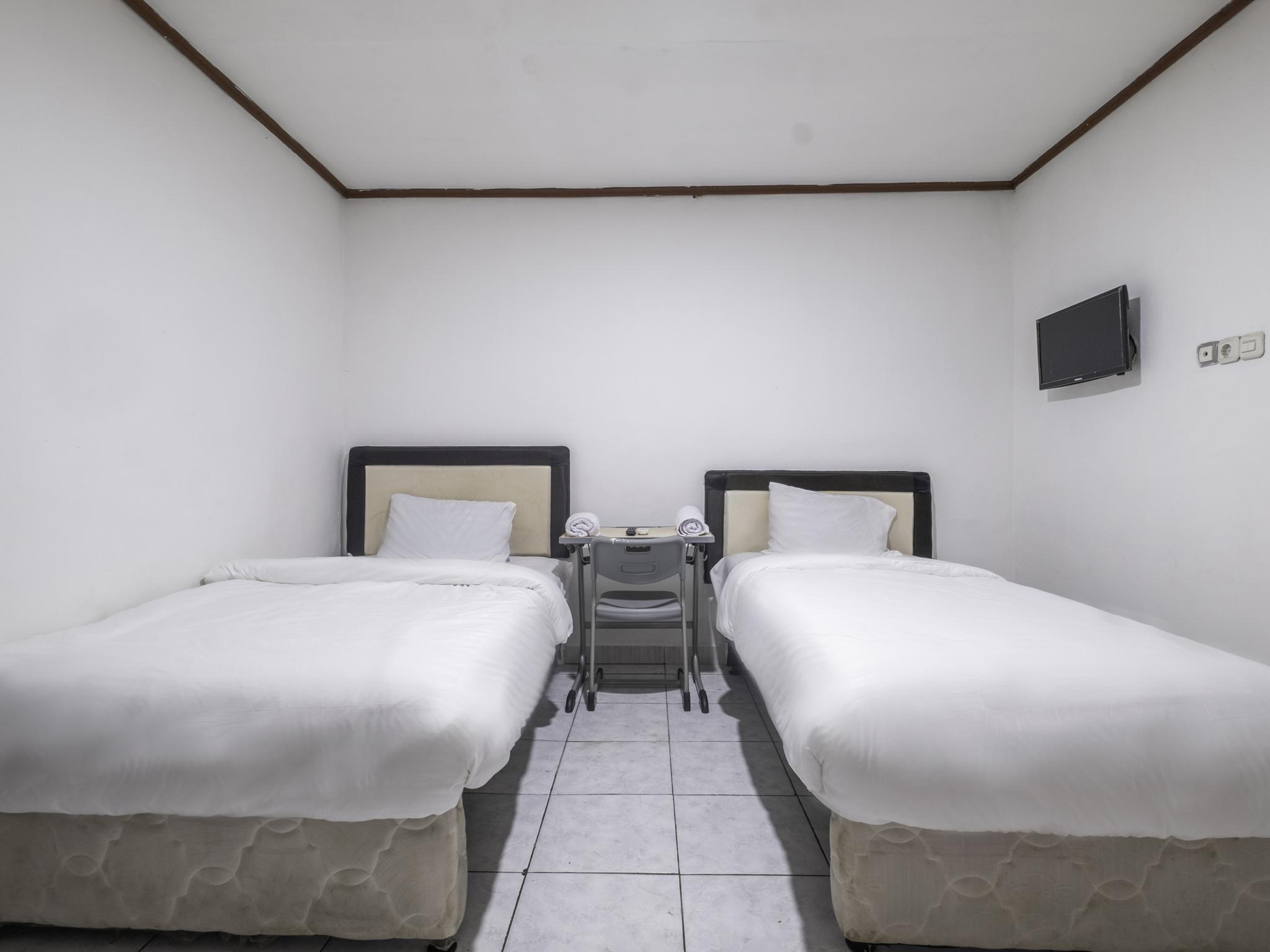 Oyo Life 2391 Baladewa Residence Syariah Karawang Zewnętrze zdjęcie