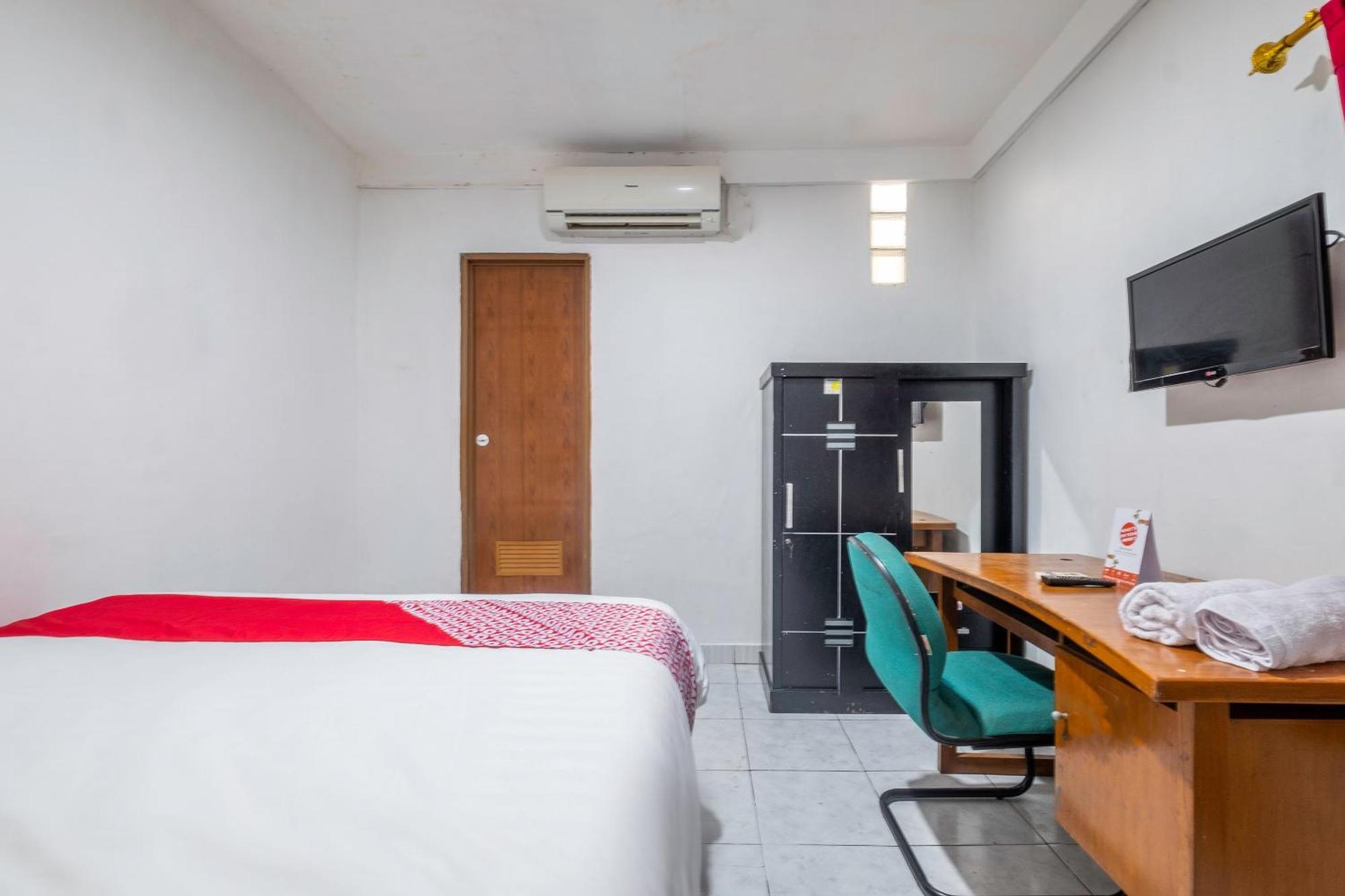 Oyo Life 2391 Baladewa Residence Syariah Karawang Zewnętrze zdjęcie