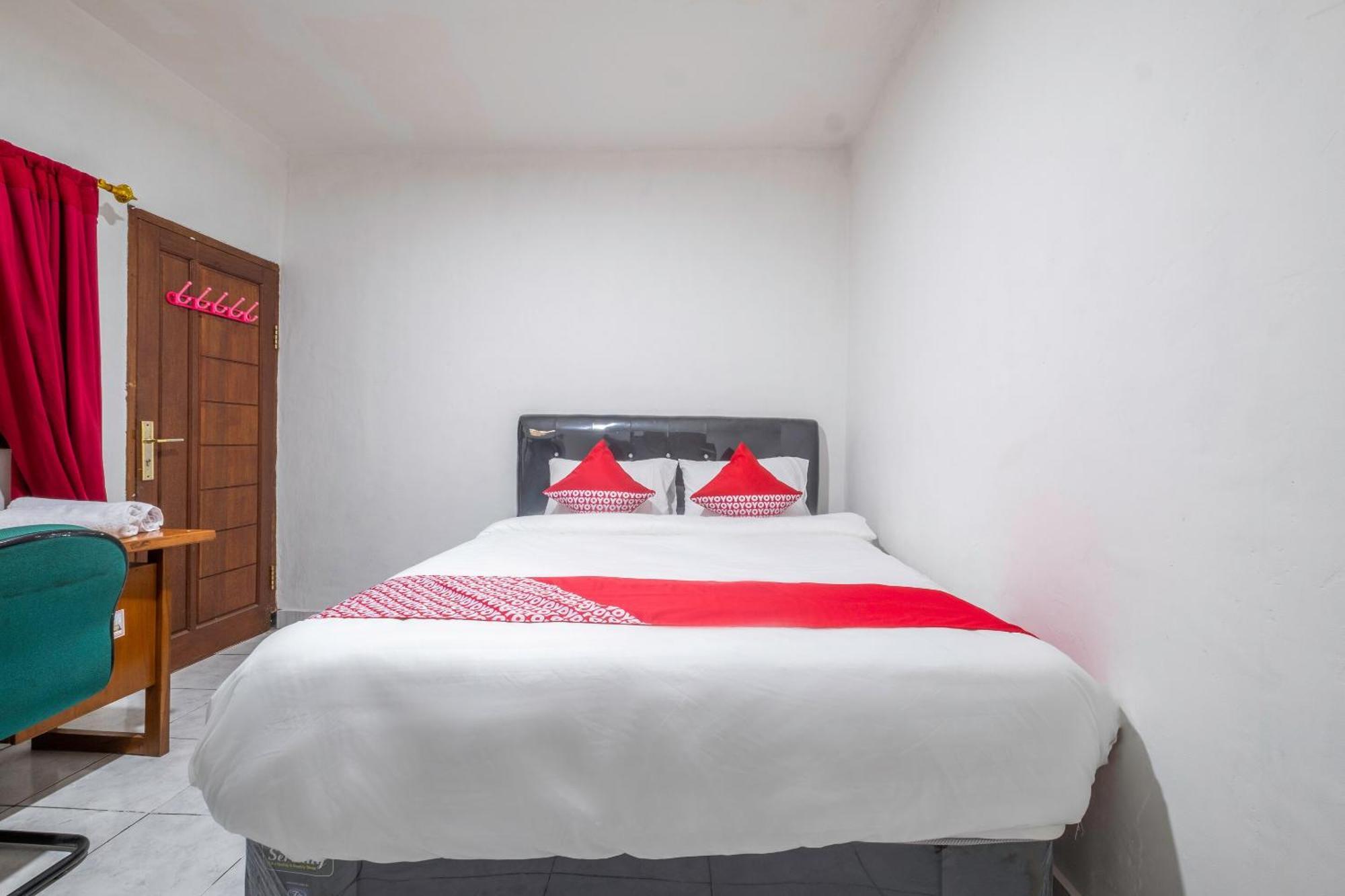 Oyo Life 2391 Baladewa Residence Syariah Karawang Zewnętrze zdjęcie