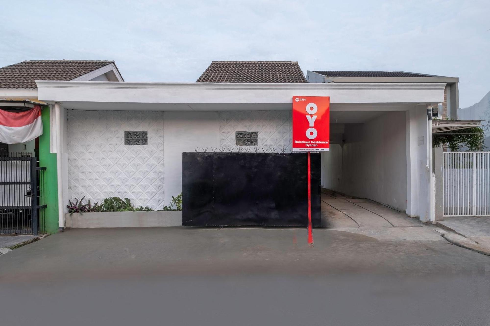 Oyo Life 2391 Baladewa Residence Syariah Karawang Zewnętrze zdjęcie